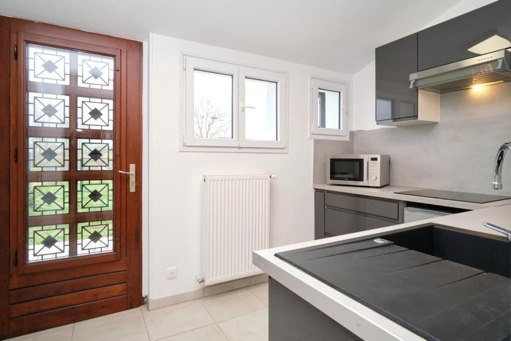 Maison 2 Chambres, Jardin Rethel Εξωτερικό φωτογραφία